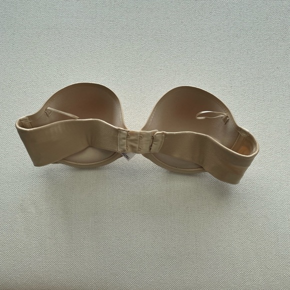Maidenform nude strapeless bra - Picture 2 of 4